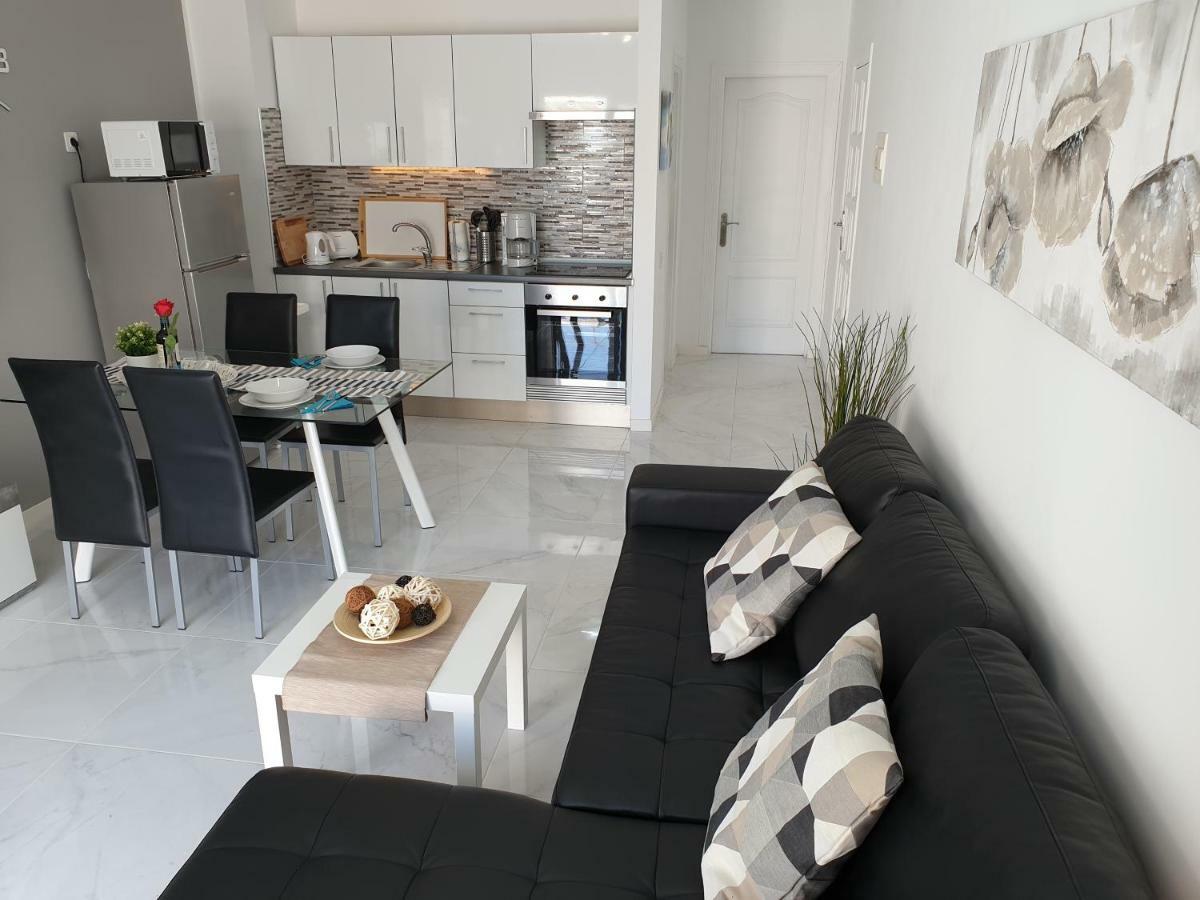 Casa Las Flores With Heated Pool, Only 490 Meters To The Beach, Balcony, Wifi アロナ エクステリア 写真